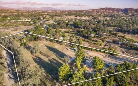 36005 Glenoaks Rd, Temecula, CA 92592 photo 13