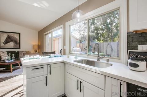 724 Oakbranch Dr, Encinitas, CA 92024 photo 12