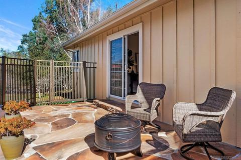 716 Del Valle Dr, Fallbrook, CA 92028 photo 8