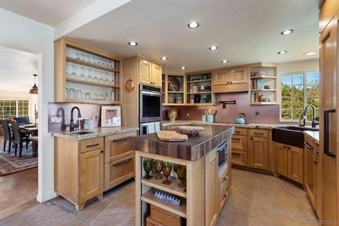 716 Del Valle Dr, Fallbrook, CA 92028 photo 18