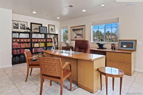 716 Del Valle Dr, Fallbrook, CA 92028 photo 5