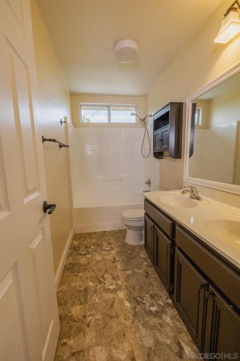 33830 Abbey Rd, Temecula, CA 92592 photo 22