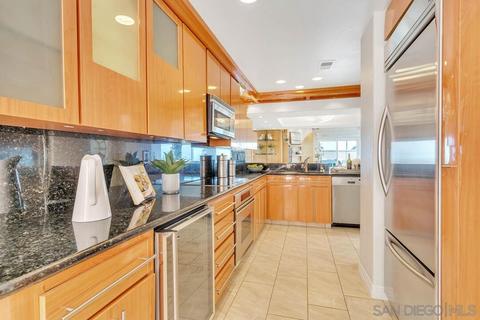 775 Bonair Pl, La Jolla, CA 92037 photo 11