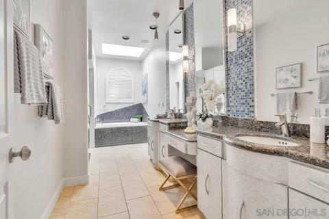 775 Bonair Pl, La Jolla, CA 92037 photo 20