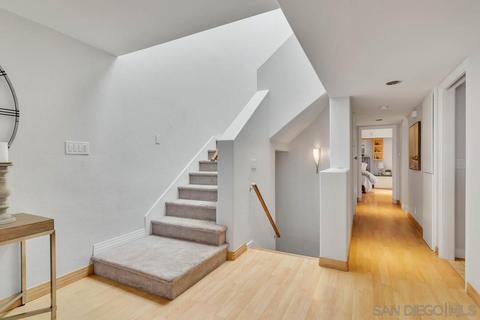 775 Bonair Pl, La Jolla, CA 92037 photo 15