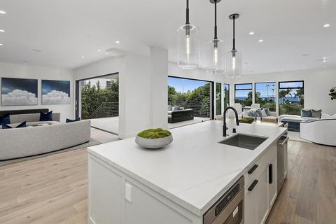 5912 Beaumont Ave, La Jolla, CA 92037 photo 16