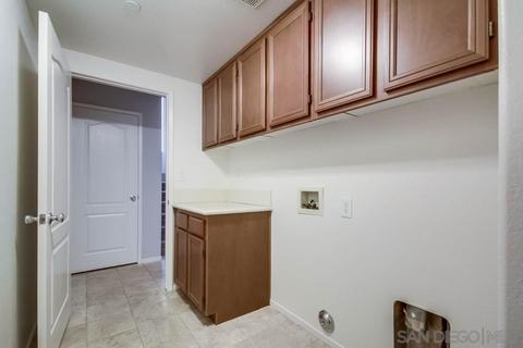 9809 Old Tree Ln, Santee, CA 92071 photo 25