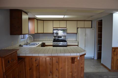 4010 Massachuttes, La Mesa, CA 91941 photo 13