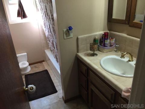 4010 Massachuttes, La Mesa, CA 91941 photo 4