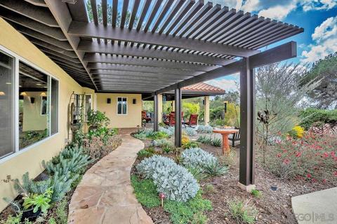 149 Oak Gln, Escondido, CA 92025 photo 2