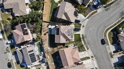 728 Alder St, Beaumont, CA 92223 photo 2