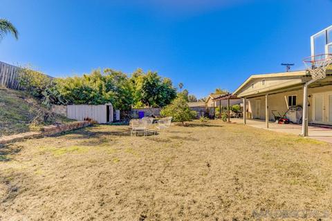 483 Parkbrook St, Spring Valley, CA 91977 photo 11