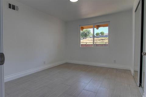 729 Singing Trails Dr, El Cajon, CA 92019 photo 18