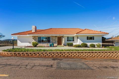 2431 Alexander Dr, Escondido, CA 92029 photo 1