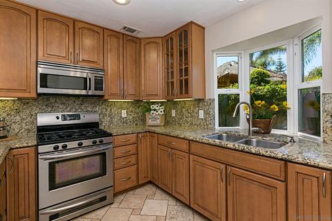 1010 Arden Dr, Encinitas, CA 92024 photo 22