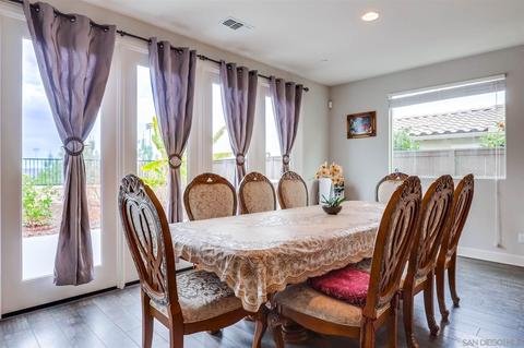 522 Adobe Estates Dr, Vista, CA 92083 photo 4