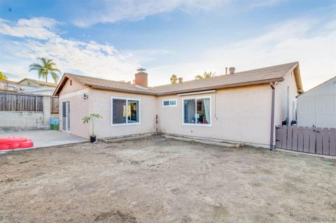 12947 Standish Dr, Poway, CA 92064 photo 2