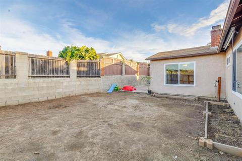 12947 Standish Dr, Poway, CA 92064 photo 3