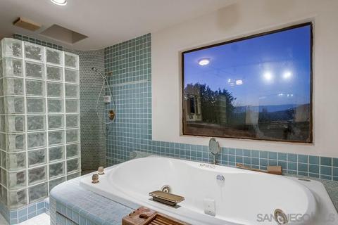 9806 Sunset Ave, La Mesa, CA 91941 photo 33