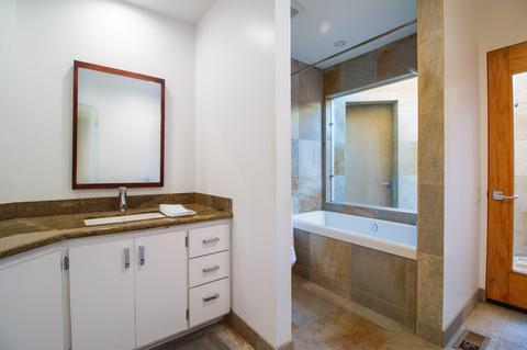 15838 Highland Ct, Solana Beach, CA 92075 photo 13