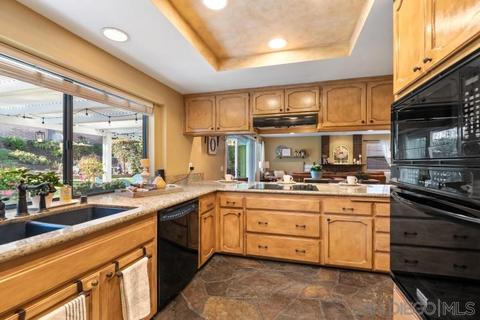 13045 Treecrest, Poway, CA 92064 photo 5