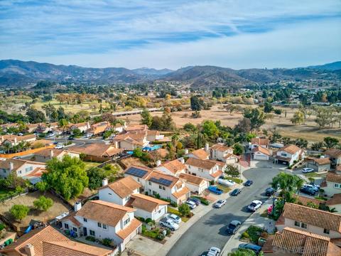 1773 Augusta Ct, El Cajon, CA 92019 photo 4