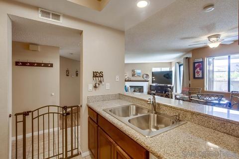 3003 Golden Oak Way, Spring Valley, CA 91978 photo 18