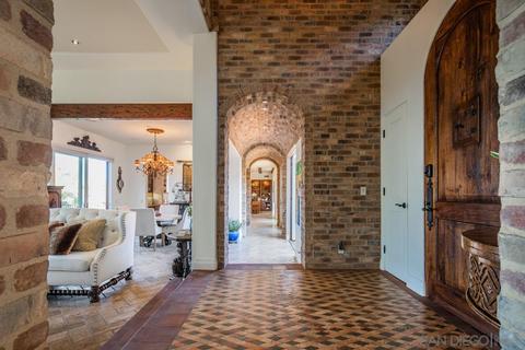10462 Russell Rd, La Mesa, CA 91941 photo 11