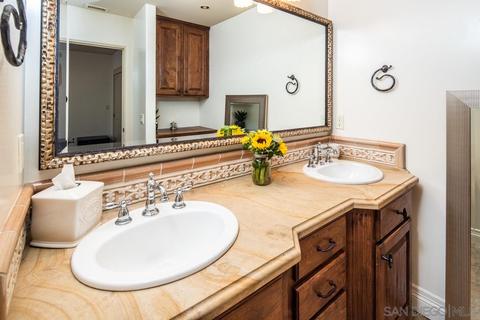10462 Russell Rd, La Mesa, CA 91941 photo 29