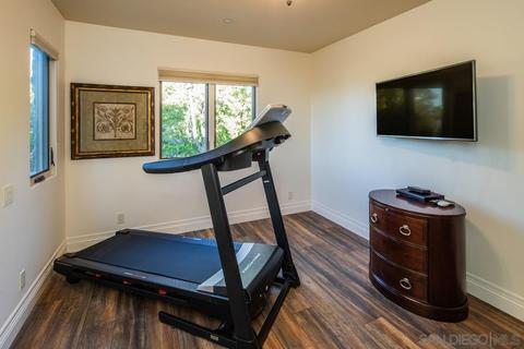 10462 Russell Rd, La Mesa, CA 91941 photo 28