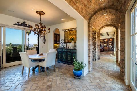 10462 Russell Rd, La Mesa, CA 91941 photo 18
