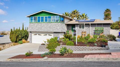 4026 Vista Calaveras St, Oceanside, CA 92056 photo 1