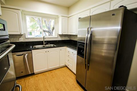 822 E Washington Ave, Escondido, CA 92025 photo 4