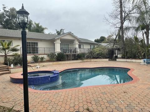 1193 Tres Lomas, El Cajon, CA 92021 photo 2