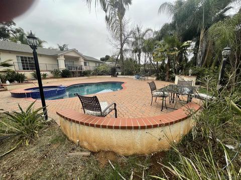 1193 Tres Lomas, El Cajon, CA 92021 photo 3