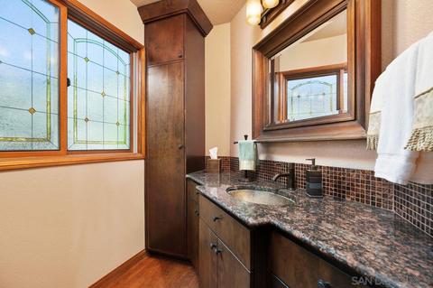 9879 Grandview Dr, La Mesa, CA 91941 photo 21