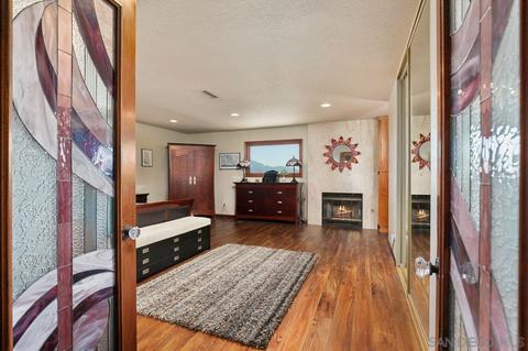 9879 Grandview Dr, La Mesa, CA 91941 photo 22
