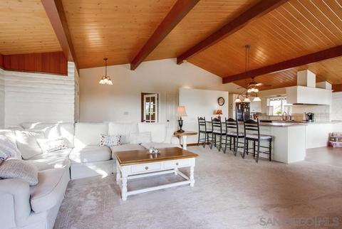 2687 Rosehill Rd, Escondido, CA 92025 photo 4