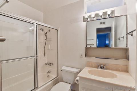 1646 Lisa Ave, Vista, CA 92084 photo 11
