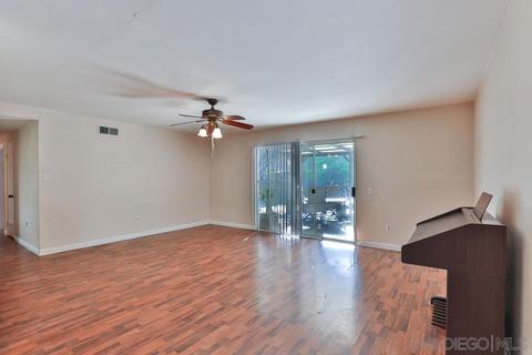 1646 Lisa Ave, Vista, CA 92084 photo 6