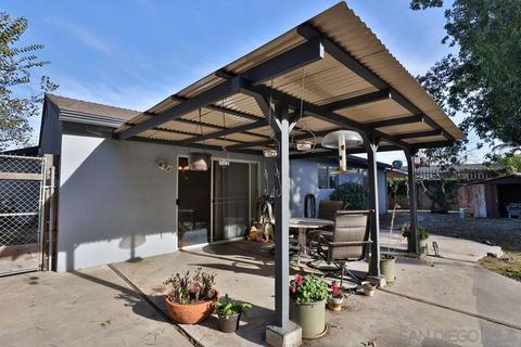 1646 Lisa Ave, Vista, CA 92084 photo 19