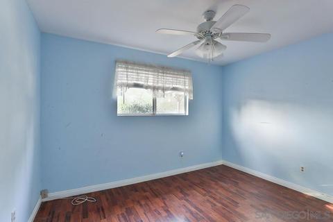 1646 Lisa Ave, Vista, CA 92084 photo 12