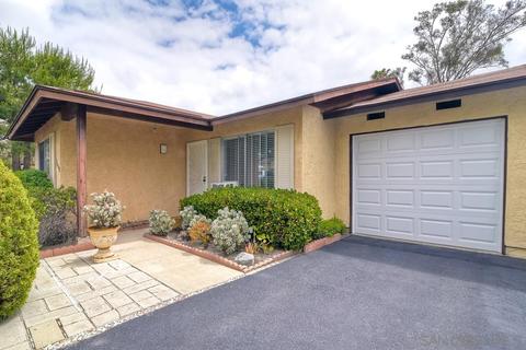 1660 Peacock Blvd, Oceanside, CA 92056 photo 1