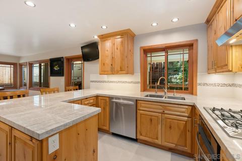 8363 E County Dr, El Cajon, CA 92021 photo 6