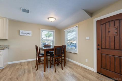 988 Ellen Ln, El Cajon, CA 92019 photo 4