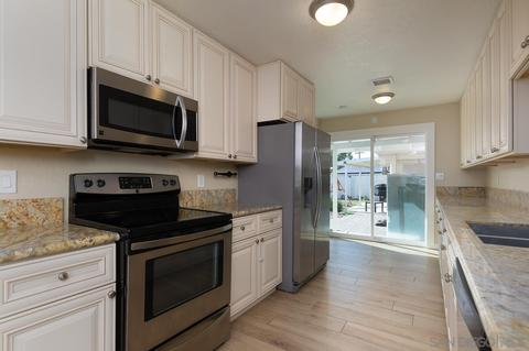 988 Ellen Ln, El Cajon, CA 92019 photo 8