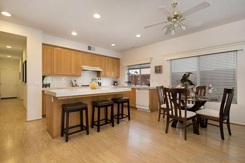 5126 Wisteria Dr, Oceanside, CA 92056 photo 12