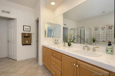 5126 Wisteria Dr, Oceanside, CA 92056 photo 18