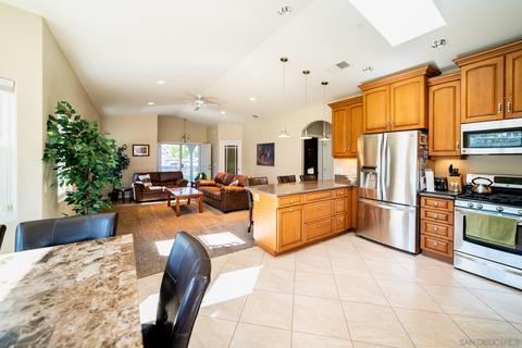1087 S Mollison, El Cajon, CA 92020 photo 11