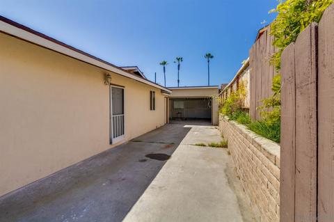 2939 Luana Dr, Oceanside, CA 92056 photo 18
